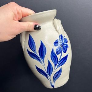 1999 Williamsburg Pottery Virginia Jug Handles Salt Glaze Vase